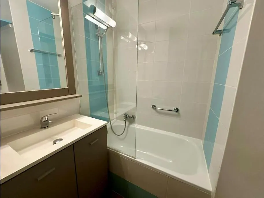 Apartment Mandelieu / Appartement Climatise 4 Prsn / Piscine