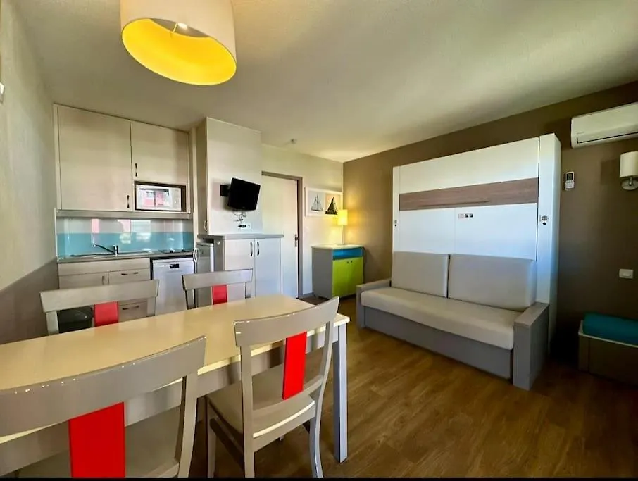 Apartment Mandelieu / Appartement Climatise 4 Prsn / Piscine